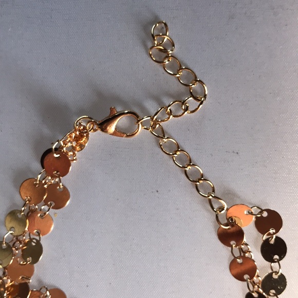 New! Gold Disc Necklace - Picture 7 of 8